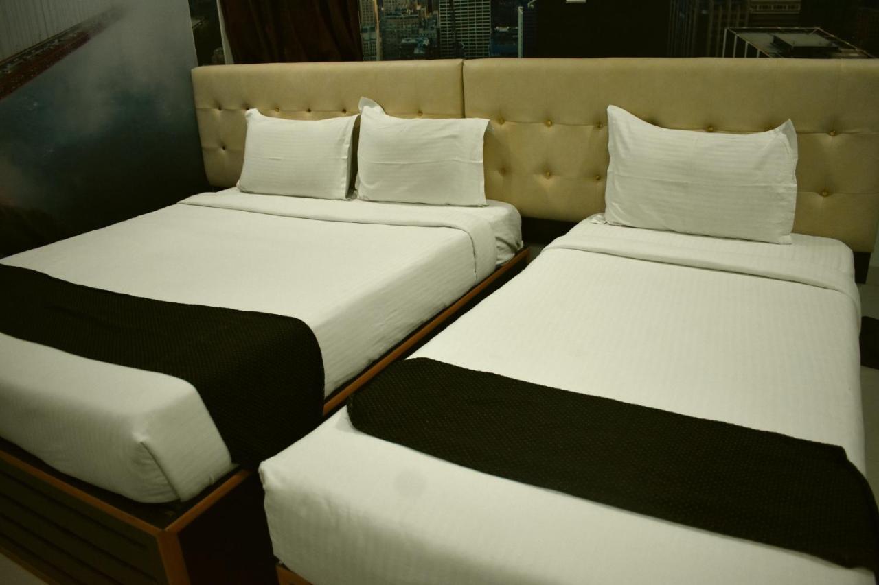 Hotel Apple Park Inn Tiruchirappalli Buitenkant foto